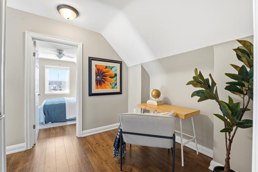 Property listing for 26 Isabel Ave., Hamilton, ON