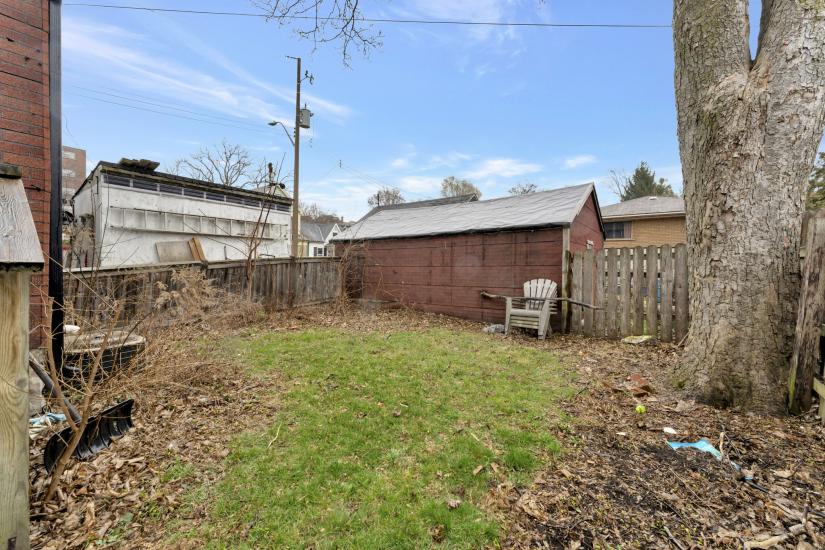 Property listing for 29 New St., Hamilton, ON
