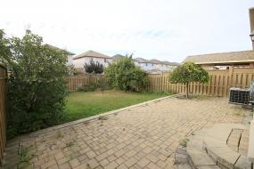 Property listing for 32 Woodbank St., Stoney Creek, ON