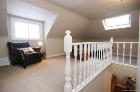 Property listing for 6 Tweedsmuir Ave., Dundas, ON