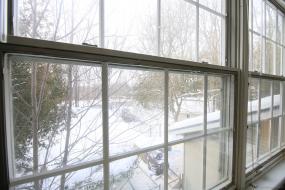 Property listing for 28 Lloyminn Ave., Ancaster, ON