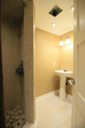 Property listing for 36 Terrace Dr., Dundas, ON