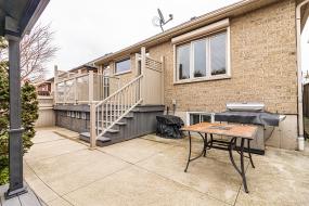 Property listing for #11-10 Greenbrook Dr., Stoney Creek, ON