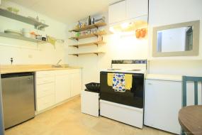 Property listing for 143 Cline Ave. S., Hamilton, ON