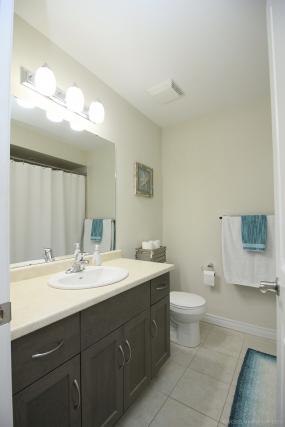 Property listing for #12-11 Stockbridge Gardens, Stoney Creek, ON