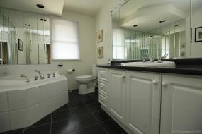 Property listing for 675 Scenic Dr., Hamilton, ON