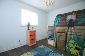 Property listing for 6 Highbury Dr., Hamilton, ON