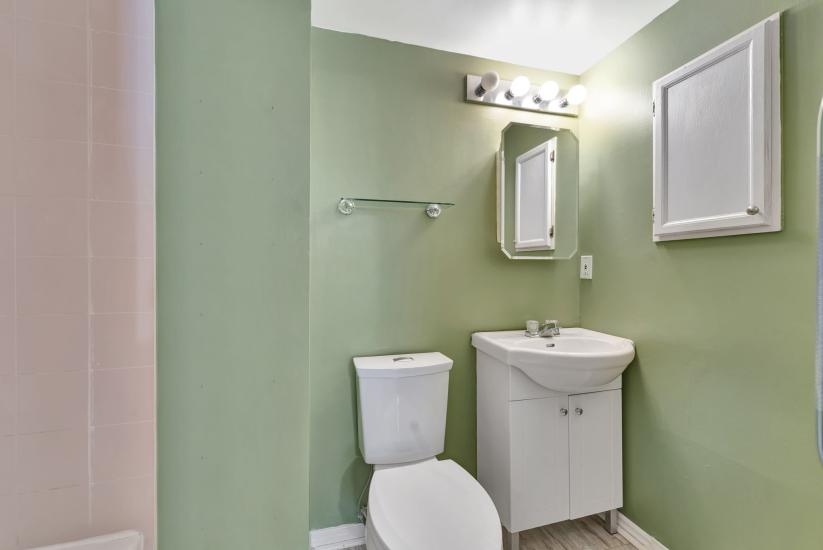 Property listing for #101-500 Silverbirch Blvd., Mount Hope, ON