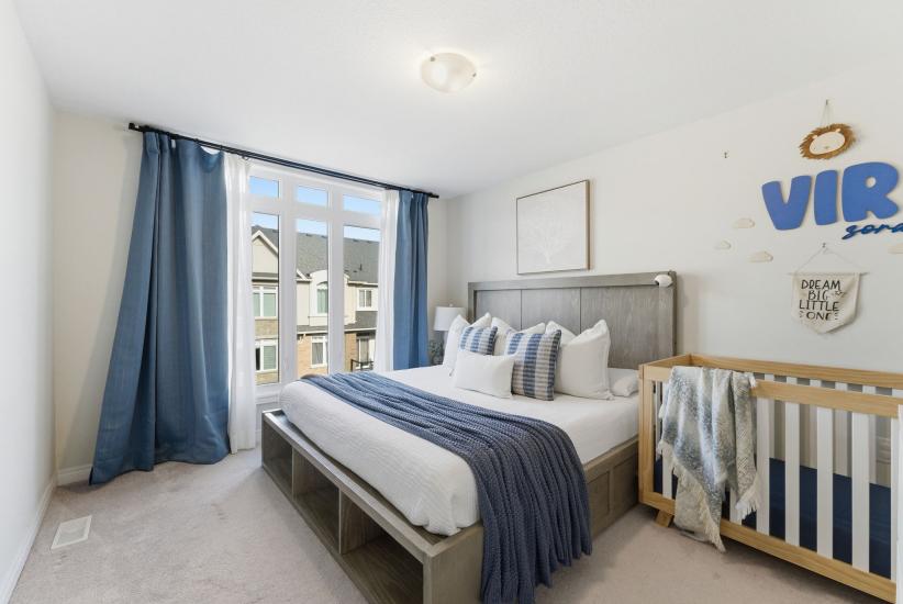 Property listing for 40 Zinfandel Dr. Unit #38, Stoney Creek, ON