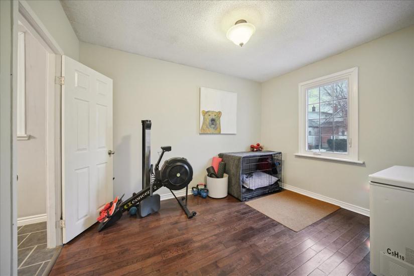 Property listing for 171 Paling Ave., Hamilton, ON