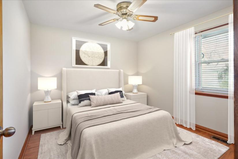 Property listing for 16 Greenwood St., Hamilton, ON