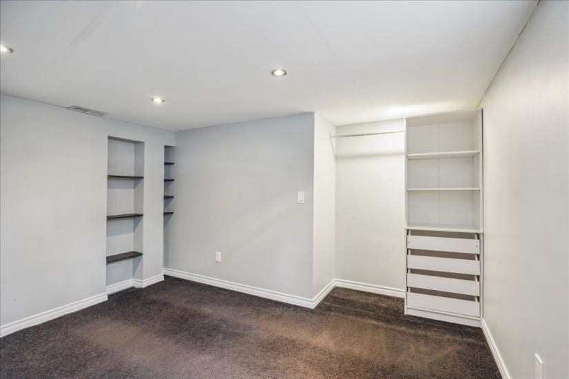 Property listing for L-1566 Caistorville Rd., Caistor Centre, ON