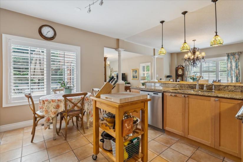 Property listing for #101-100 Beddoe Dr., Hamilton, ON