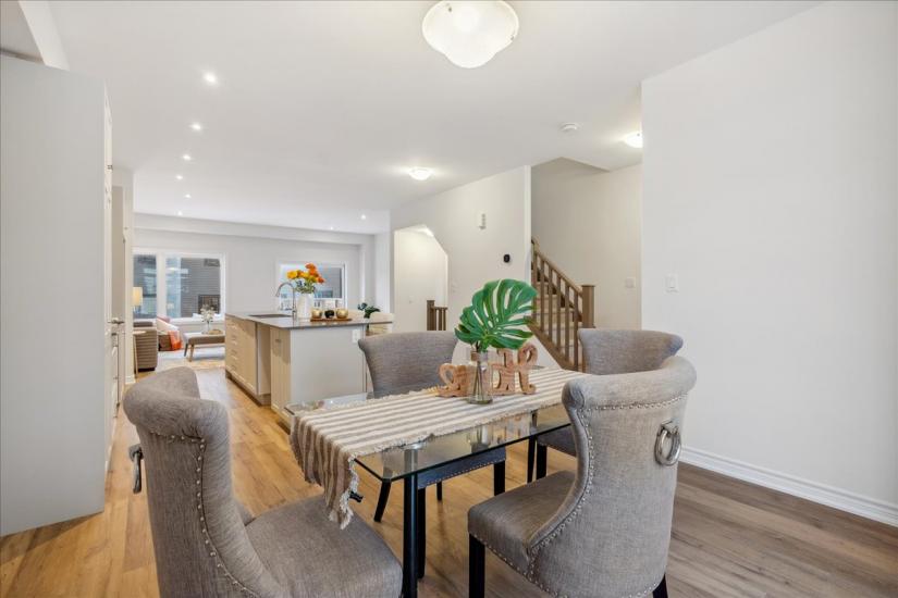 Property listing for 46 Capstone Lane, Hamilton, ON
