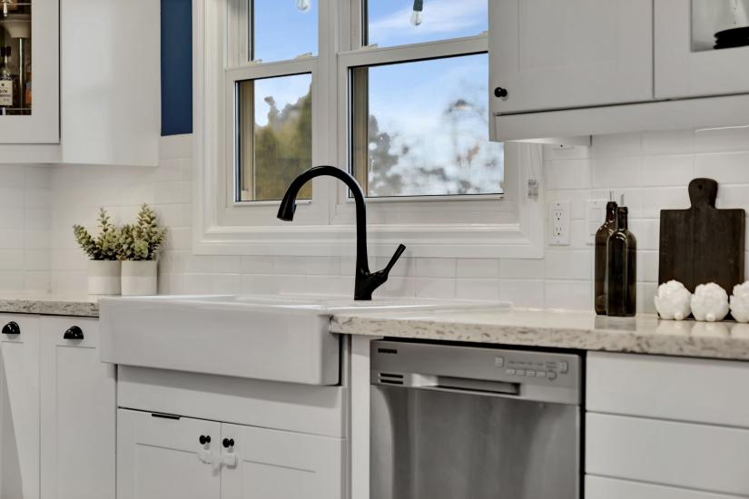 Property listing for 95 Heatherdale Place, Hamilton, ON