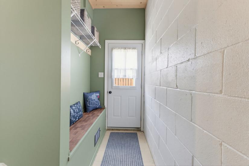 Property listing for 15 Seneca St. S., Cayuga, ON