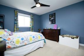 Property listing for 155 Garinger Cres., Hamilton, ON