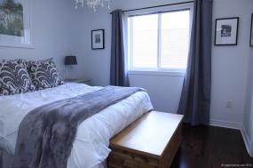 Property listing for 1 Hodge Crt., Dundas, ON