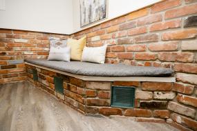 Property listing for 69 East 22nd St., Hamilton, ON