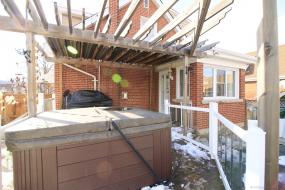 Property listing for 49 Normandy Rd., Hamilton, ON