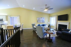 Property listing for 32 Toulon Ave., Ancaster, ON