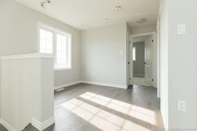 Property listing for 138 Dunrobin Lane, Grimsby, ON