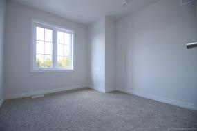 Property listing for 40 Dennis Dr., Smithville, ON