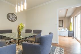 Property listing for 10 Kopperfield Lane, Glancaster, ON