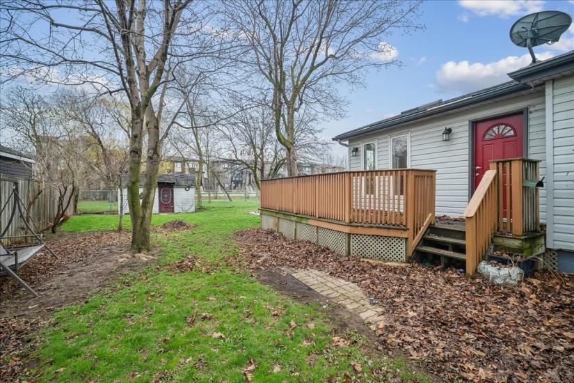 Property listing for 5 Herbert Crt., Stoney Creek, ON