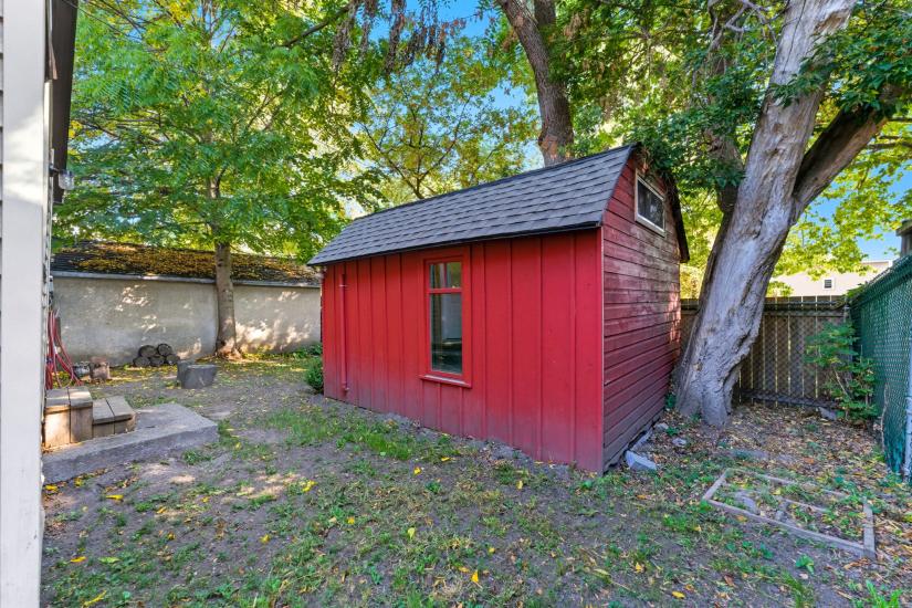 Property listing for 8 Tasker St., St. Catharines, ON