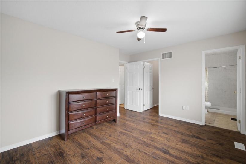 Property listing for 40 Whitwell Way, Binbrook, ON