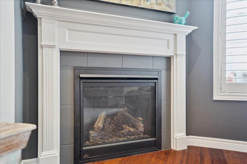 Property listing for 62 Gaddye Lane, Binbrook, ON