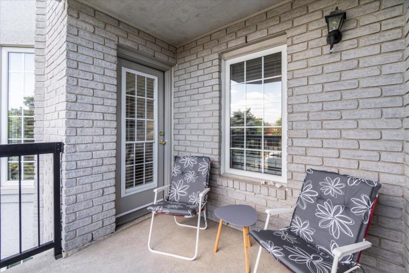 Property listing for #208-990 Golf Links Rd., Ancaster, ON