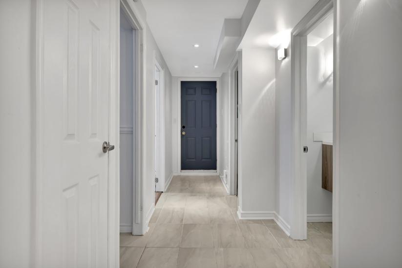 Property listing for 95 Heatherdale Place, Hamilton, ON