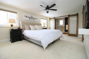 Property listing for 32 Wade Rd., Ancaster, ON