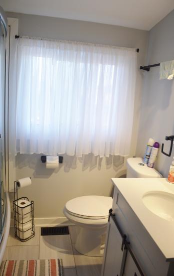 Property listing for 108 Mountain Ave. N., Stoney Creek, ON