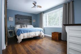 Property listing for 6 Tweedsmuir Ave., Dundas, ON