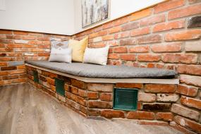 Property listing for 69 East 22nd St., Hamilton, ON