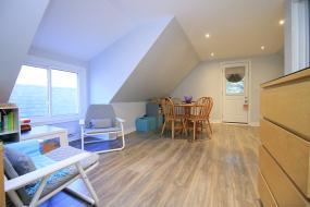 Property listing for 95 Garfield Ave. S., Hamilton, ON