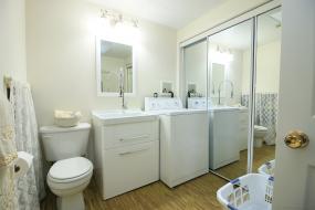 Property listing for 121 Glenhollow Dr., Stoney Creek, ON
