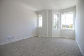 Property listing for 40 Dennis Dr., Smithville, ON