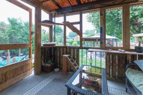 Property listing for 304 Mount Albion Rd., Hamilton, ON