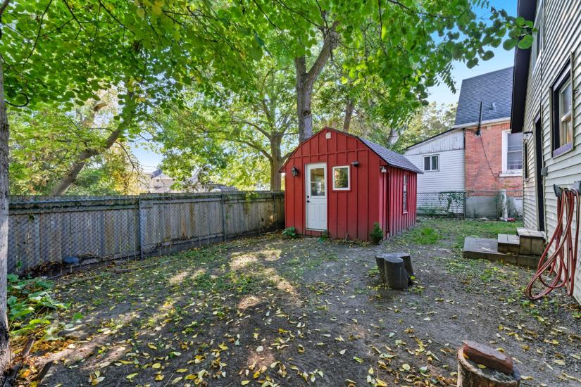 Property listing for 8 Tasker St., St. Catharines, ON