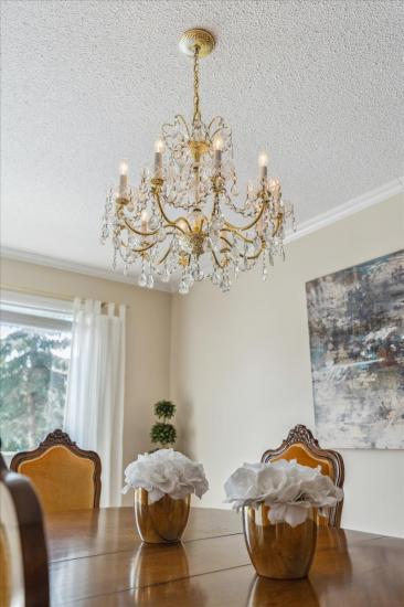 Property listing for 16 Fenwick Place, Waterdown, ON