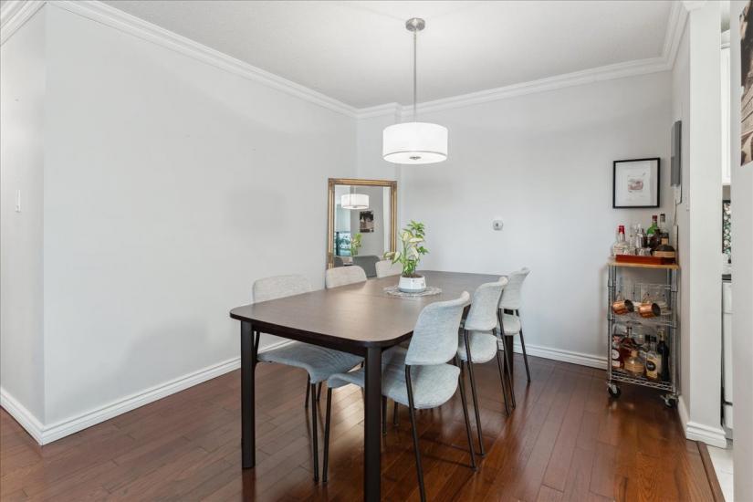 Property listing for #305-222 Jackson St. W., Hamilton, ON