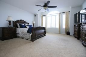 Property listing for 3 Pickard Ave., Ancaster, ON