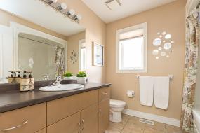 Property listing for 48 Gregorio Court, Ancaster, ON