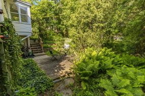 Property listing for 143 Cline Ave. S., Hamilton, ON
