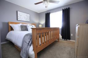 Property listing for #4-7 Sirente Dr., Hamilton, ON