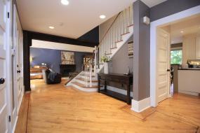 Property listing for 510 Scenic Dr., Hamilton, ON